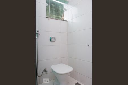 Casa para alugar com 76m², 2 quartos e sem vagaBanheiro Social