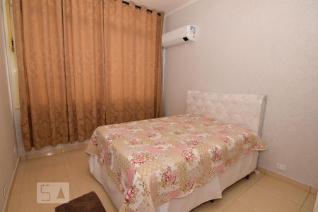Quarto 2 de apartamento para alugar com 2 quartos, 63m² em Centro, Guarujá