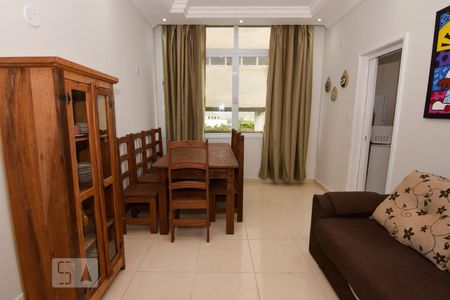 Sala de apartamento para alugar com 2 quartos, 63m² em Centro, Guarujá