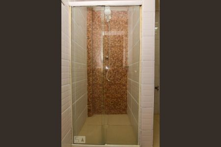 Apartamento para alugar com 63m², 2 quartos e sem vagaBanheiro