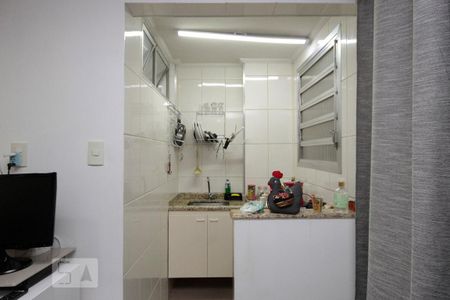Apartamento para alugar com 68m², 2 quartos e 1 vagaCozinha