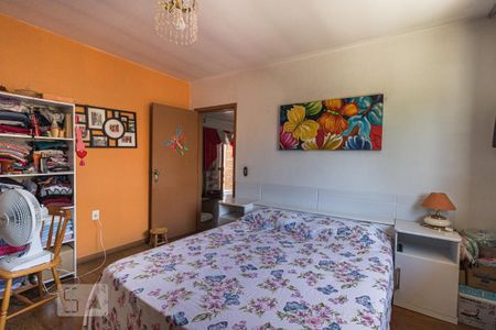Casa à venda com 288m², 3 quartos e 4 vagas Casa à venda com 288m², 3 quartos e 4 vagasQuarto 3 suite