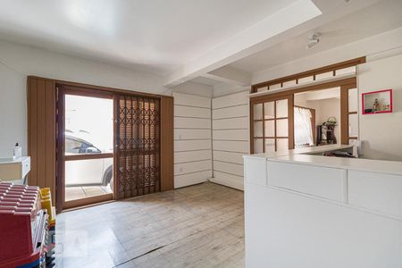 Sala de casa à venda com 3 quartos, 288m² em Jardim Floresta, Porto Alegre