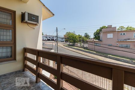 Casa à venda com 288m², 3 quartos e 4 vagas Casa à venda com 288m², 3 quartos e 4 vagasVaranda da Sala de Estar