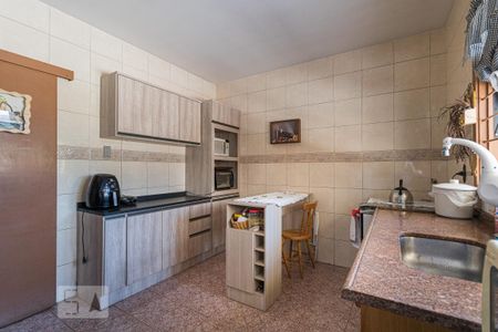 Casa à venda com 288m², 3 quartos e 4 vagas Casa à venda com 288m², 3 quartos e 4 vagasCozinha