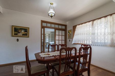 Sala de casa à venda com 3 quartos, 288m² em Jardim Floresta, Porto Alegre
