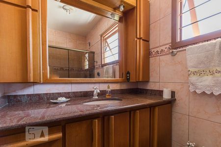 Casa à venda com 288m², 3 quartos e 4 vagas Casa à venda com 288m², 3 quartos e 4 vagasBanheiro da Suíte 3