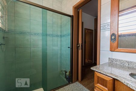 Casa à venda com 288m², 3 quartos e 4 vagas Casa à venda com 288m², 3 quartos e 4 vagasBanheiro da Suíte 2