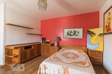 Casa à venda com 288m², 3 quartos e 4 vagas Casa à venda com 288m², 3 quartos e 4 vagasQuarto 2 suite