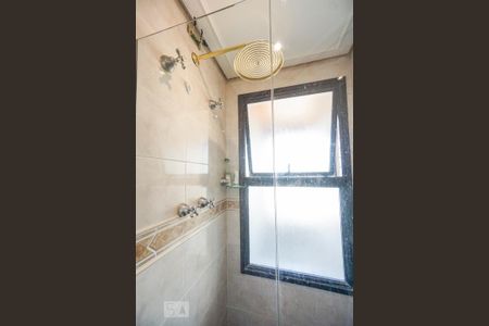 Apartamento à venda com 170m², 3 quartos e 3 vagasChuveiro