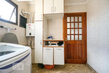 Apartamento à venda com 170m², 3 quartos e 3 vagasÁrea de serviço