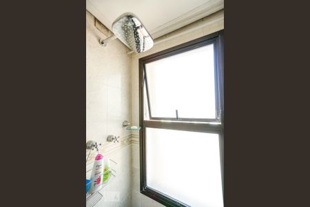 Apartamento à venda com 170m², 3 quartos e 3 vagasChuveiro