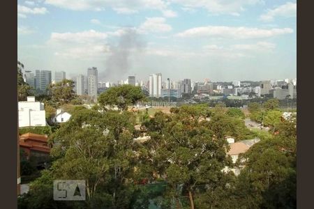 Apartamento à venda com 440m², 4 quartos e 5 vagas Apartamento à venda com 440m², 4 quartos e 5 vagasVista