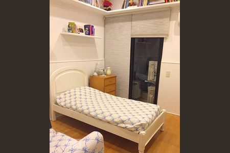 Apartamento à venda com 440m², 4 quartos e 5 vagas Apartamento à venda com 440m², 4 quartos e 5 vagasQuarto