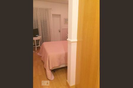 Apartamento à venda com 440m², 4 quartos e 5 vagas Apartamento à venda com 440m², 4 quartos e 5 vagasQuarto