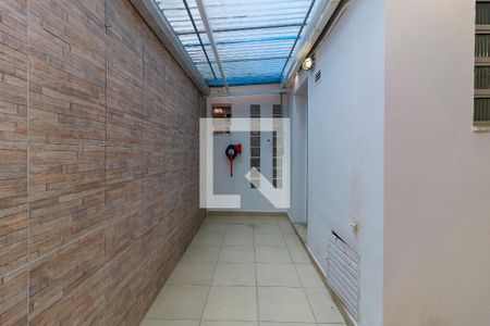 Casa para alugar com 105m², 2 quartos e 2 vagasQuintal
