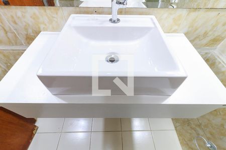 Casa para alugar com 105m², 2 quartos e 2 vagasBanheiro Suíte 1