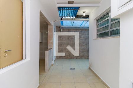 Casa para alugar com 105m², 2 quartos e 2 vagasQuintal