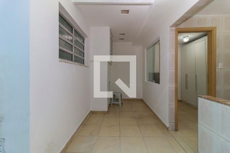 Casa para alugar com 105m², 2 quartos e 2 vagasQuintal