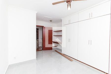 Casa para alugar com 105m², 2 quartos e 2 vagasSuíte 2