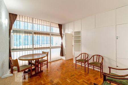 Sala de apartamento para alugar com 1 quarto, 43m² em República, São Paulo