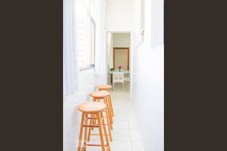 Apartamento para alugar com 100m², 2 quartos e 1 vagaÁrea de Serviço