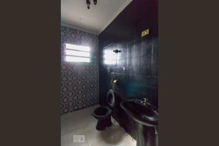 Lavabo de casa para alugar com 3 quartos, 120m² em Vila Basileia, São Paulo