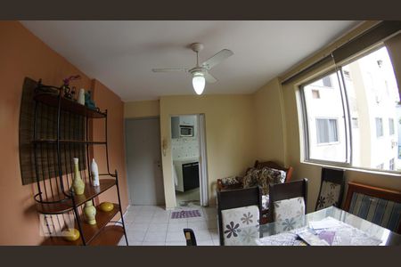 Sala de apartamento à venda com 2 quartos, 48m² em Jacarepaguá, Rio de Janeiro