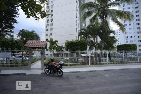 Apartamento à venda com 48m², 2 quartos e 1 vaga Apartamento à venda com 48m², 2 quartos e 1 vagaFachada