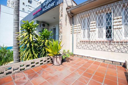 Casa à venda com 363m², 3 quartos e 1 vaga Casa à venda com 363m², 3 quartos e 1 vagaSacada