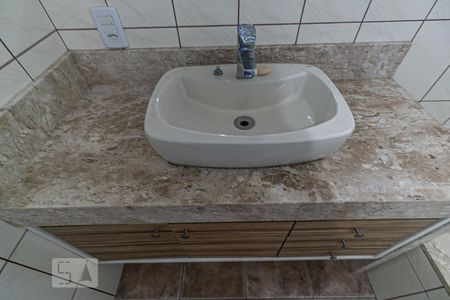 Casa à venda com 200m², 4 quartos e 2 vagas Casa à venda com 200m², 4 quartos e 2 vagasBanheiro do Quarto 4