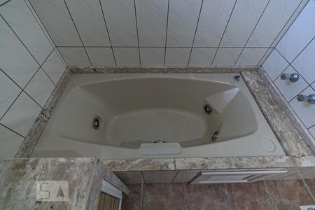 Casa à venda com 200m², 4 quartos e 2 vagas Casa à venda com 200m², 4 quartos e 2 vagasBanheiro do Quarto 4