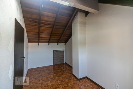 Casa à venda com 200m², 4 quartos e 2 vagas Casa à venda com 200m², 4 quartos e 2 vagasQuarto 3