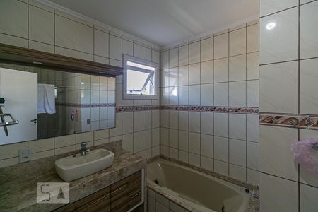 Casa à venda com 200m², 4 quartos e 2 vagas Casa à venda com 200m², 4 quartos e 2 vagasBanheiro do Quarto 4