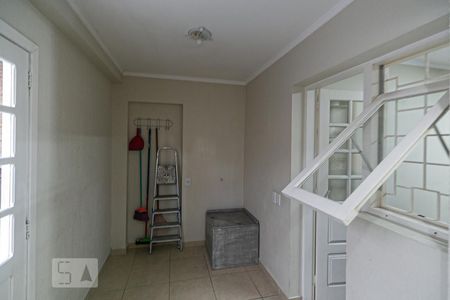 Casa à venda com 200m², 4 quartos e 2 vagas Casa à venda com 200m², 4 quartos e 2 vagasÁrea de Serviço