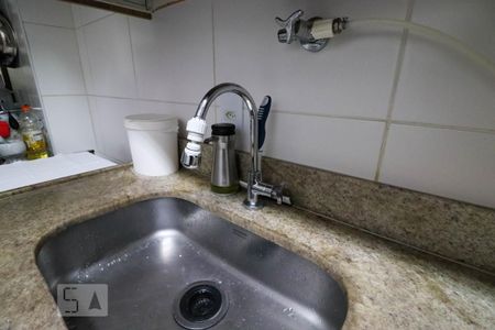Apartamento à venda com 76m², 2 quartos e 1 vagaCozinha