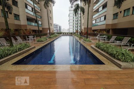 Apartamento à venda com 76m², 2 quartos e 1 vagaÁrea comum - Piscina