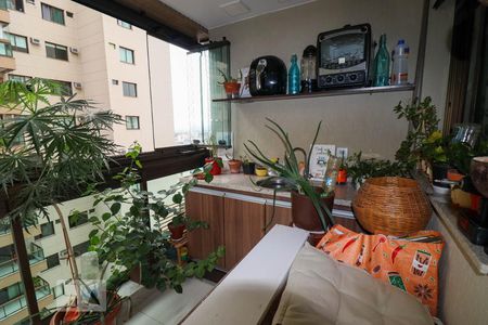 Apartamento à venda com 76m², 2 quartos e 1 vagaVaranda da Sala