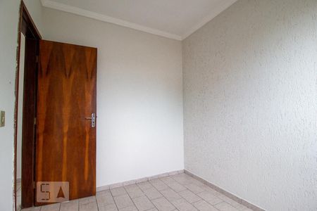Quarto 1 de apartamento para alugar com 3 quartos, 60m² em Brasil, Uberlândia