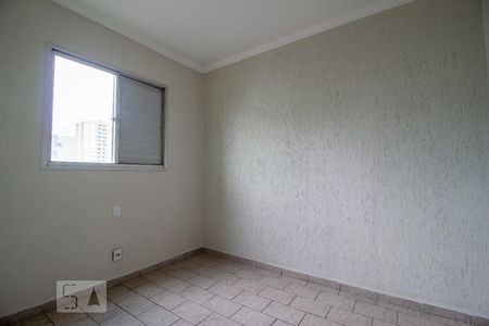 Quarto 2 de apartamento para alugar com 3 quartos, 60m² em Brasil, Uberlândia