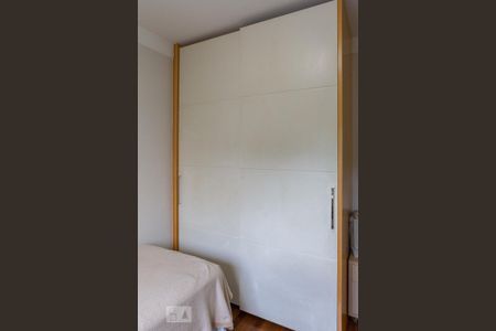 Apartamento à venda com 174m², 3 quartos e 3 vagasSuíte 2