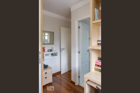 Apartamento à venda com 174m², 3 quartos e 3 vagasSuíte 2