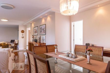 Sala de apartamento à venda com 3 quartos, 174m² em Vila Romana, São Paulo