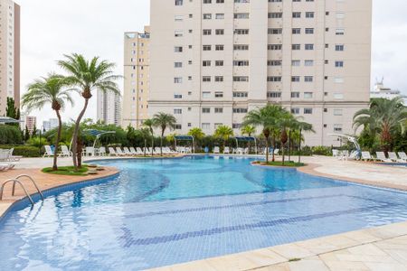 Apartamento à venda com 174m², 3 quartos e 3 vagasÁrea comum - Piscina