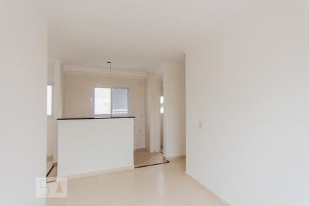 Sala de apartamento para alugar com 2 quartos, 55m² em Santa Maria, Santo André