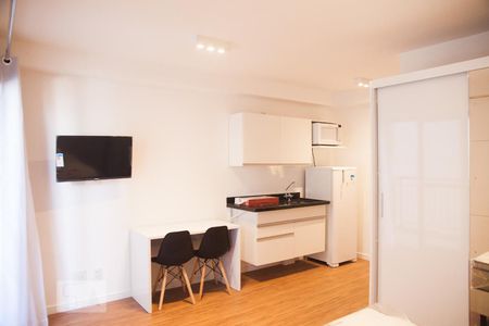 Sala/Cozinha de kitnet/studio à venda com 1 quarto, 26m² em Centro, São Paulo