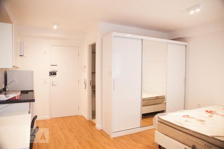 Sala/Quarto de kitnet/studio à venda com 1 quarto, 26m² em Centro, São Paulo
