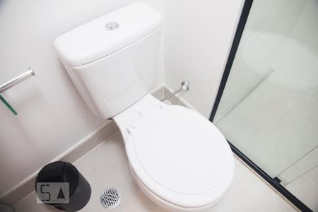 Studio à venda com 26m², 1 quarto e sem vaga Studio à venda com 26m², 1 quarto e sem vagaDetalhe do banheiro