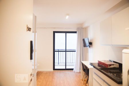 Sala/Cozinha de kitnet/studio à venda com 1 quarto, 26m² em Centro, São Paulo