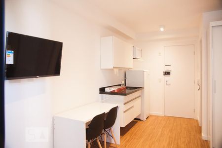 Sala/Cozinha de kitnet/studio à venda com 1 quarto, 26m² em Centro, São Paulo